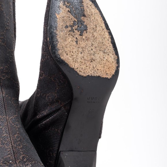 *SOLD* Gucci GG Monogram Canvas Espresso Brown Boots - Picture 5 of 12